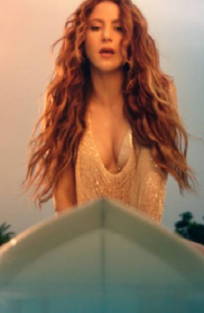 Shakira presume figura en su nuevo videoclip Don&#039;t wait up