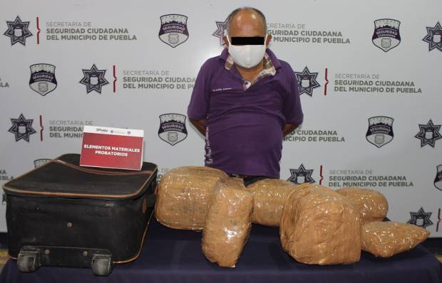 Hombre fue detenido con maleta llena de marihuana en la CAPU