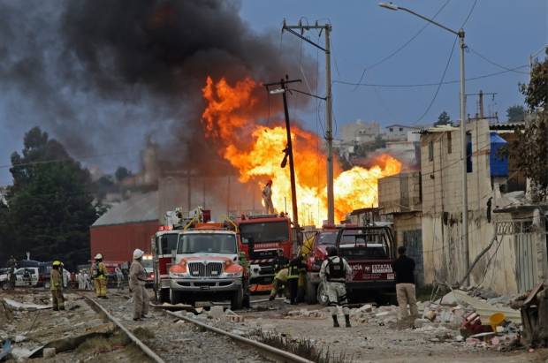Decretan luto por 2 días tras explosión en Xochimehucan