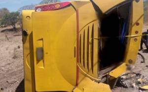 VIDEO. Al menos 4 muertos por accidente de autobús en la vía Acatlán-Izúcar de Matamoros