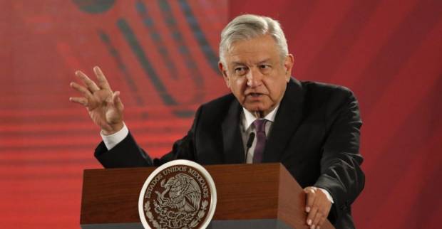 “Callaron como momias”, les dice AMLO a quienes exigen seguridad