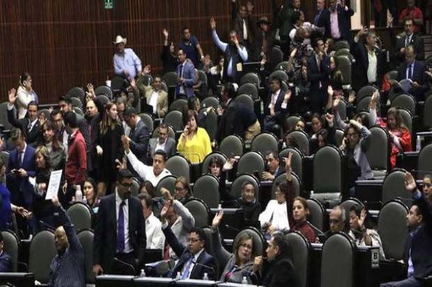 Diputados rechazan iniciativa para recortar dinero a partidos políticos