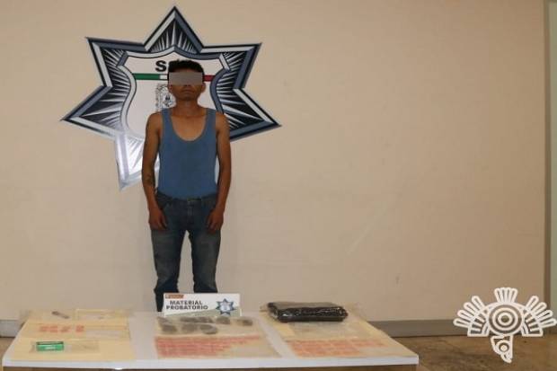 Sujeto es capturado con cerca de 100 dosis de droga en Guadalupe Hidalgo