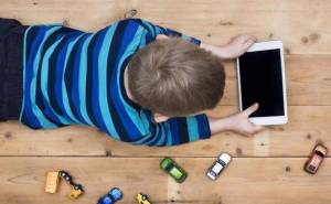 Tips de ciberseguridad para niños si los Reyes Magos trajeron tablets y celulares