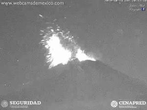 Popocatépetl registró explosión con lava y emisión de ceniza