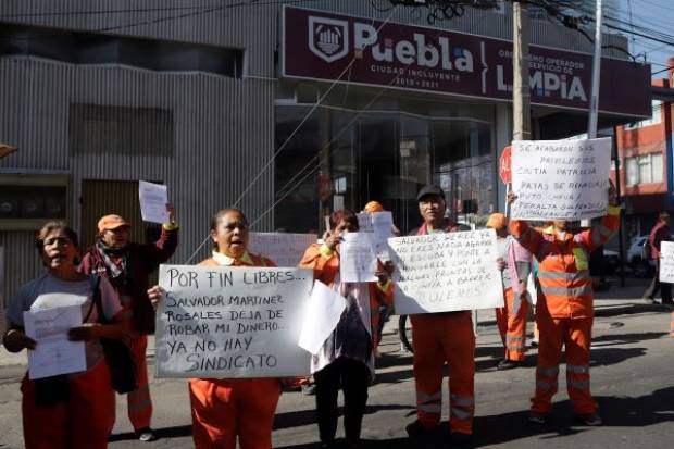 Sigue conflicto sindical de las “naranjitas” en Puebla Capital