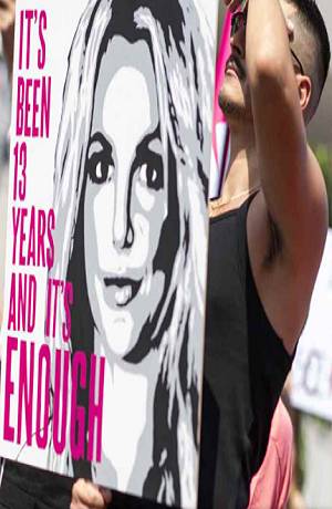 Britney Spears es libre; juez retira la tutela a su padre