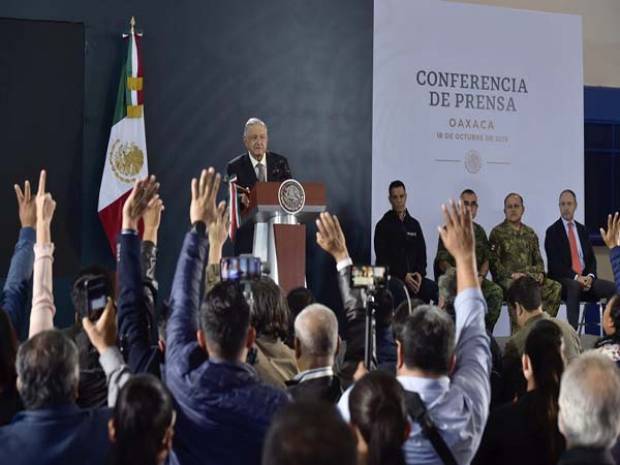 AMLO festeja ataques a periodistas en redes sociales