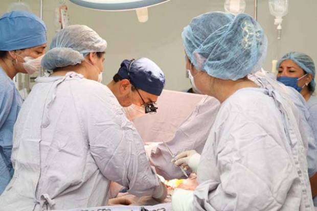 Se realizó exitoso trasplante renal en el Hospital para el Niño Poblano