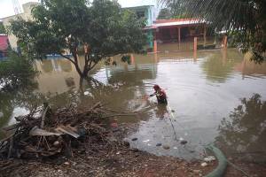 Brigada de Puebla apoya zonas damnificadas por inundaciones en Tabasco