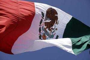 Celebran restauranteros ampliación de horario por fiestas patrias en Puebla