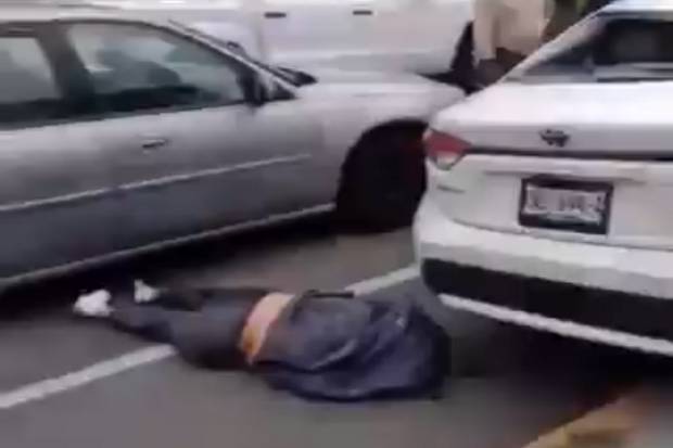 VIDEO: Mujer muere atropellada en el centro de Puebla