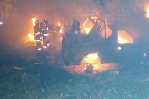 Incendio consumió unidades en corralón de ambulancias del IMSS La Margarita
