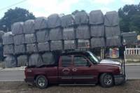 Roban camioneta con más de 20 ataúdes en Tecamachalco