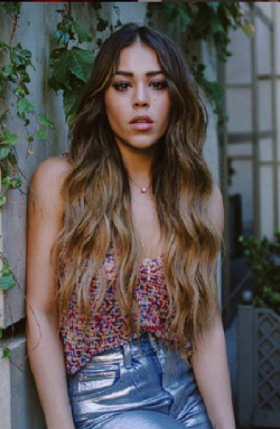 Danna Paola cautivó a sus fans en redes sociales