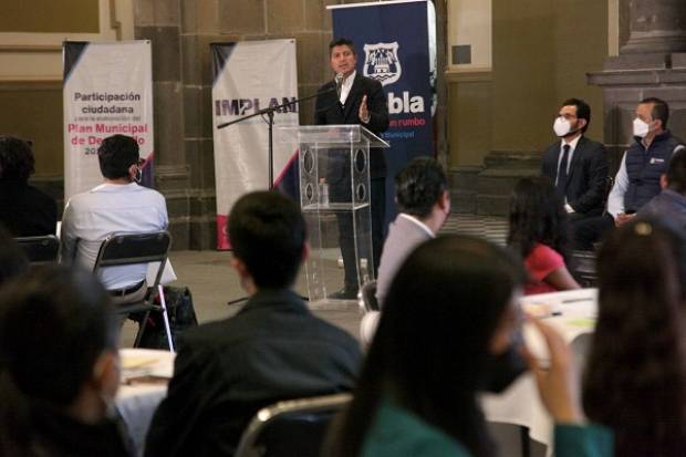 Jóvenes se unen a foros del Plan Municipal de Desarrollo en Puebla capital