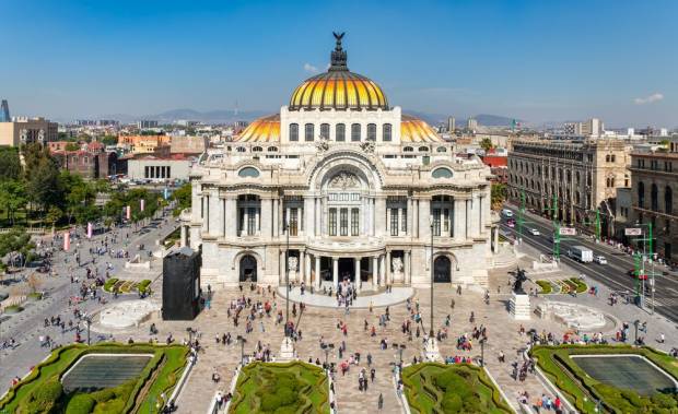 Secretaria de Cultura debe explicar evento religioso en el Palacio de Bellas Artes: AMLO