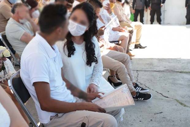 25 parejas contrajeron matrimonio en el Cereso de Puebla