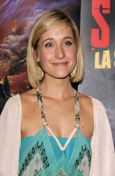 Allison Mack, de Smallville, reclutaba chicas para una secta en EU