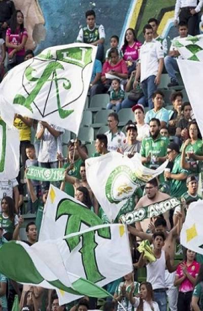 León lanza promoción para aficionados afectados por desabasto de gasolina