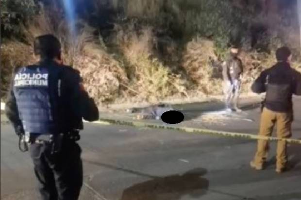 Ebrio sujeto arrolló a dos motopolicías en Puebla, uno murió