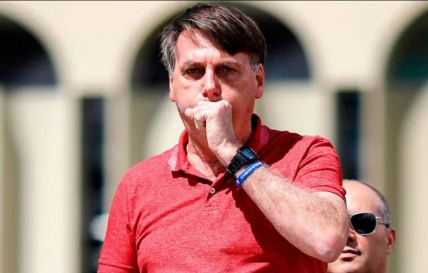 Bolsonaro llamaba “gripecita” a COVID y ahora da positivo