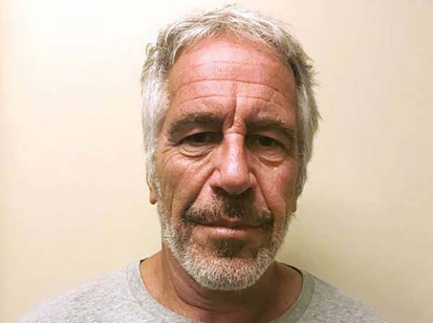 Así atraía niñas Jeffrey Epstein, el mayor pederasta de la historia