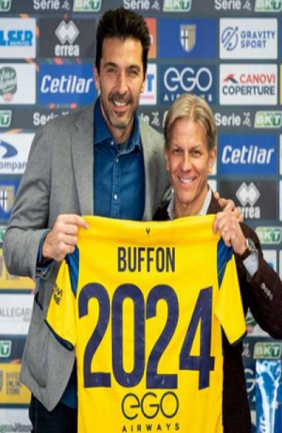 Gianluigi Buffon extiende contrato con el Parma hasta 2024