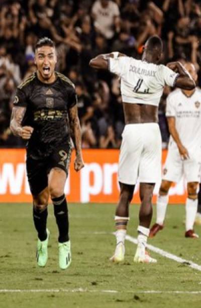 LAFC gana 3-2 al Galaxy y los elimina de la postemporada de la MLS