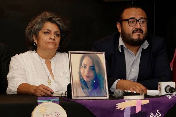 VIDEO: Familia exige a FGE Puebla investigar muerte de Zyanya Figueroa como feminicidio