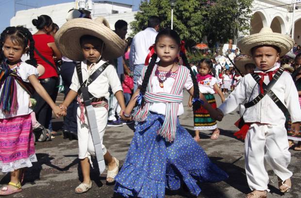 Anuncian desfiles escolares para el 20 de noviembre en todos los municipios de Puebla