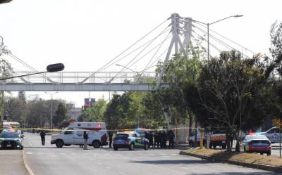 Menor de edad se arroja desde puente de ciclovía en la colonia El Mirador