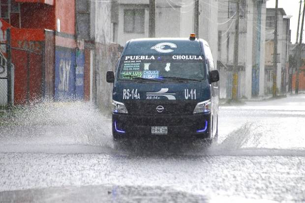 Lluvia y granizada se registran en Puebla este domingo