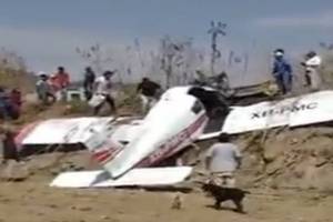 VIDEO: Caída de avioneta en San Pedro Cholula deja al menos dos lesionados