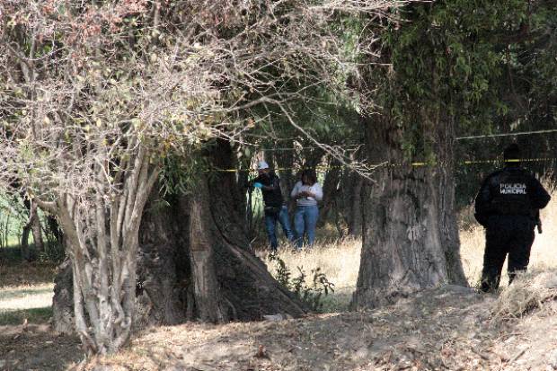 Hallan cadáver de una mujer en terrenos de Cuautlancingo