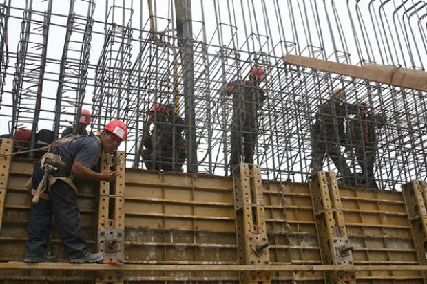 Incrementan remuneraciones del sector construcción en Puebla: Economía