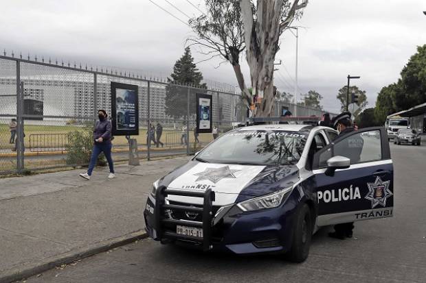 VIDEO: Exalumno BUAP se disfraza de repartidor para ingresar y golpear a su novia en CU