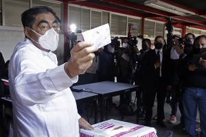 AMLO cancela gira a Ayoxuxtla; Barbosa vota en revocación de mandato