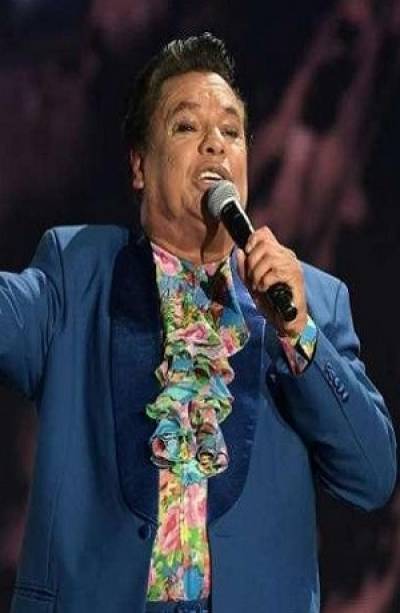 Juan Gabriel: Callan a golpes a exmanager por difundir que El Divo vive