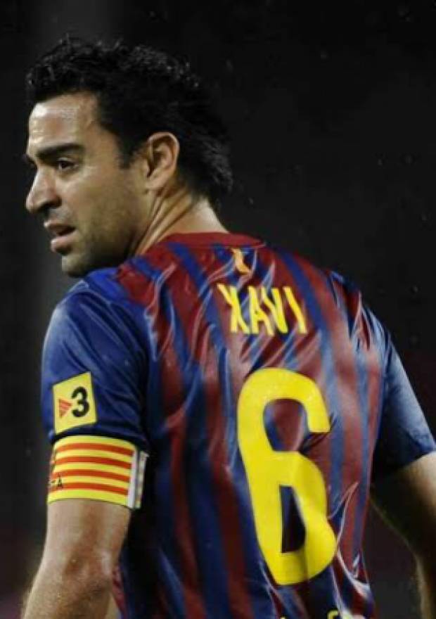 Xavi anunció su retiro del fútbol; será director técnico al concluir temporada