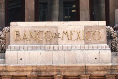 Banxico sube a 10% la tasa de interés