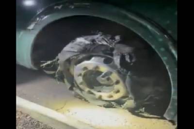 VIDEO: Balean camión de Leones de Yucatán en la autopista México-Puebla