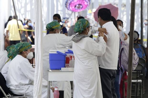 Mantiene OMS propagación de la COVID-19 a nivel pandemia