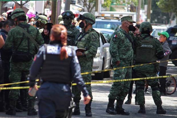 Ataque a balazos directo contra un hombre en centro de vacunación COVID, reporta policía de Puebla