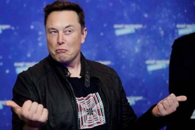 Elon Musk podría lanzar su propio smartphone