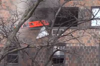 Hay 19 muertos, nueve de ellos niños, tras incendio en El Bronx, Nueva York