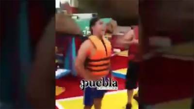 Se burlan en Xochimilco de joven poblano que se ahogó tras caer de trajinera