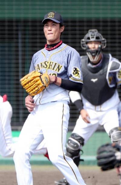 Liga de beisbol de Japón cerrará pretemporada sin aficionados por coronavirus