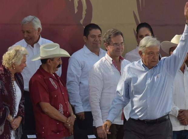 Por tercera vez boicotean el ducto Tuxpan-Azcapotzalco, denuncia AMLO