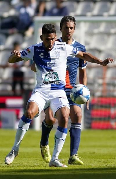 Club Puebla recibe al Pachuca en el debut de Chelís como DT